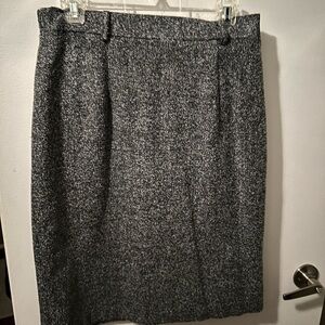 Vintage Women's Gray Tweed Pencil Skirt